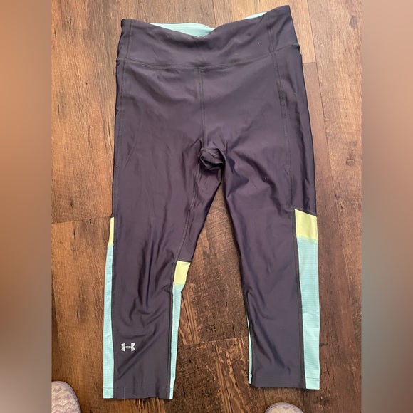 Under armour cropped compression leggings - Picture 1 of 2